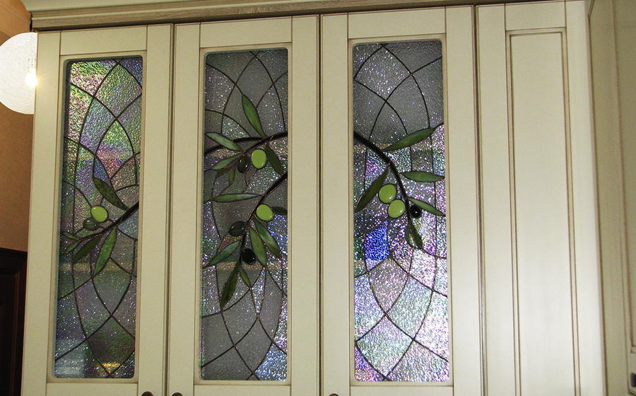 Stained glass in the modern interior